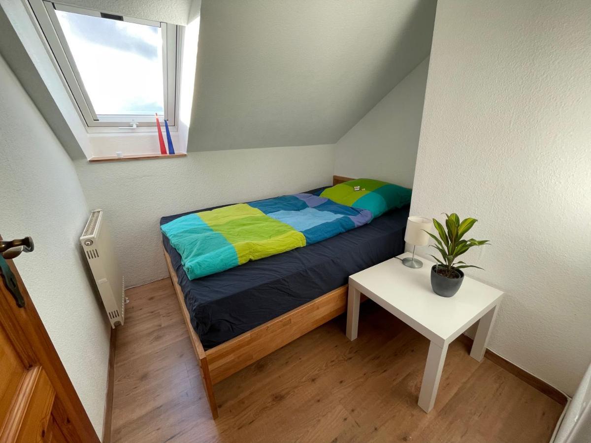 Ferienwohnung An Der Romantischen Strasse Direkt A3 Und A81 Eisingen  Exterior foto