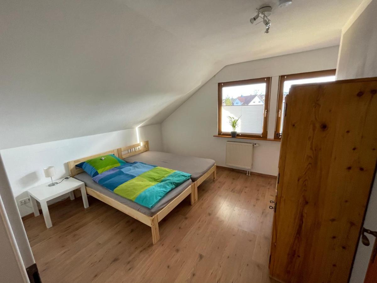 Ferienwohnung An Der Romantischen Strasse Direkt A3 Und A81 Eisingen  Exterior foto